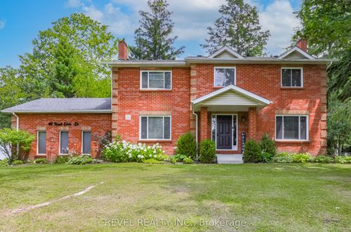 46 Royal Estate Dr, Pontypool, ON, L0A1K0 | Card Image