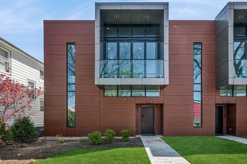 8735 Narragansett Ave, Morton Grove, IL, 60053-2847 | Card Image