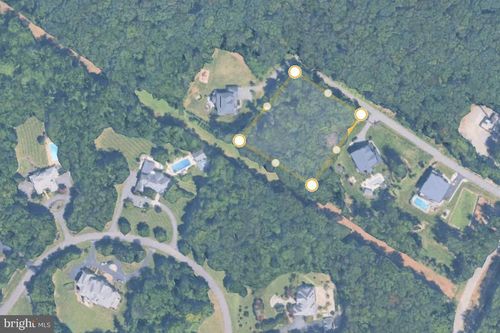 11616 Shirley Ln, Fairfax, VA, 22030 | Card Image