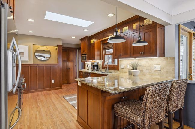 4600 W 58th Street, House other with 5 bedrooms, 3 bathrooms and null parking in Edina MN | Image 11