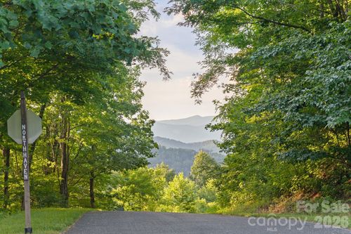 1915 Creston Dr, Black Mountain, NC, 28711 | Card Image
