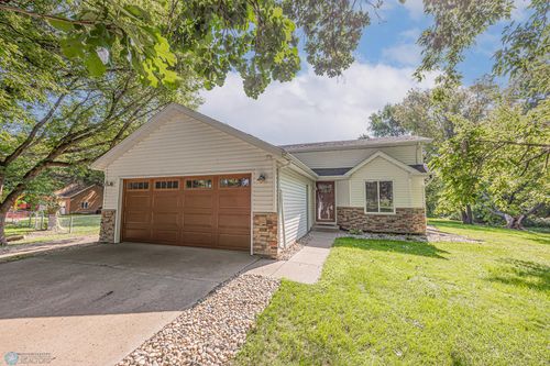 7622 Shadow Ln, Horace, ND, 58047-9530 | Card Image