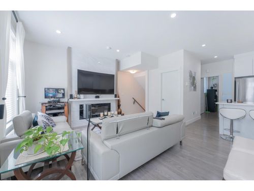 2-11267 133 St, Surrey, BC, V3R0E3 | Card Image