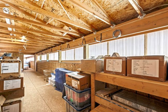 Huge storage area | Image 28