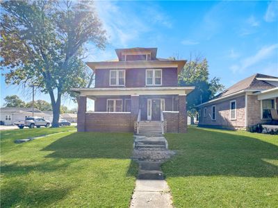 801 Edgar Avenue, House other with 4 bedrooms, 3 bathrooms and null parking in Mattoon IL | Image 1