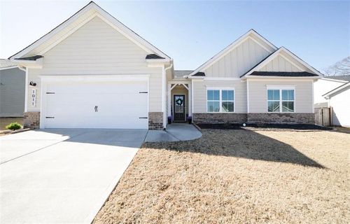 1011 Stonecreek Way, Monroe, GA, 30655-6639 | Card Image