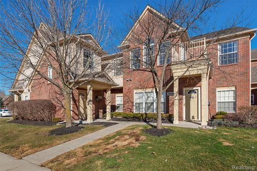 3927 Cornerstone Dr, Canton, MI, 48188-7911 | Card Image