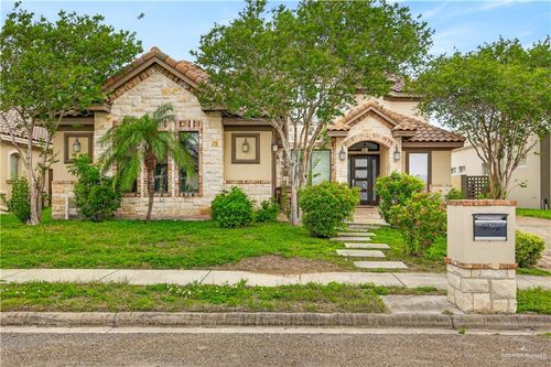 3305 Crystal Falls Ave, Edinburg, TX, 78539-1800 | Card Image