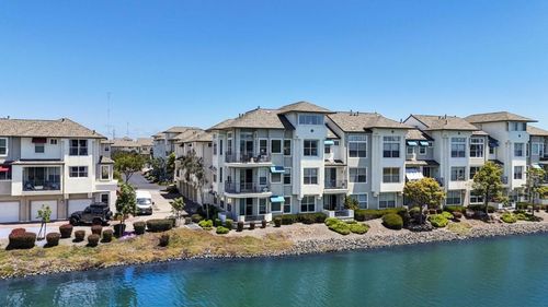 536-500 Baltic Cir, Redwood City, CA, 94065-2255 | Card Image