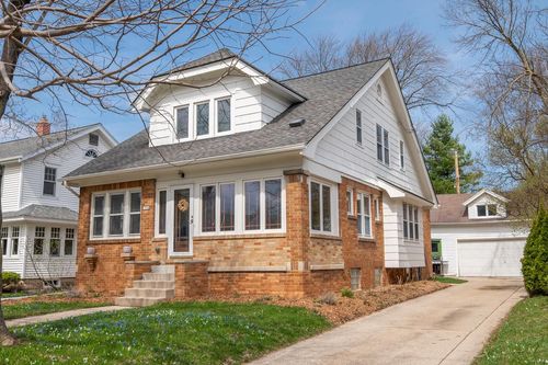 1844 Ludington Avenue, Wauwatosa, WI, 53226 | Card Image