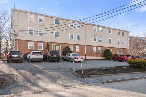 5-25 Rockland St, Boston, MA, 02132-6309 | Card Image