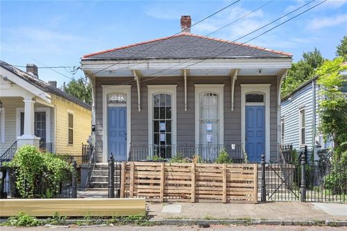2223 25 Constance Street, New Orleans, LA, 70130 | Card Image