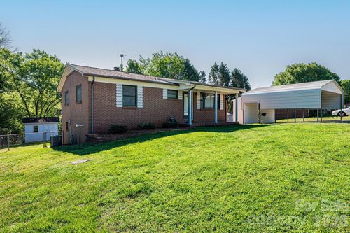 2649 Westview Acres Street, Hickory, NC, 28601 | Card Image