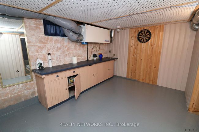 662 Edward Ave, House other with 2 bedrooms, 1 bathrooms and 2 parking in Holtyre ON | Image 5