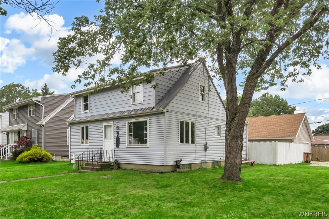 Hedley St, Buffalo, NY 14206