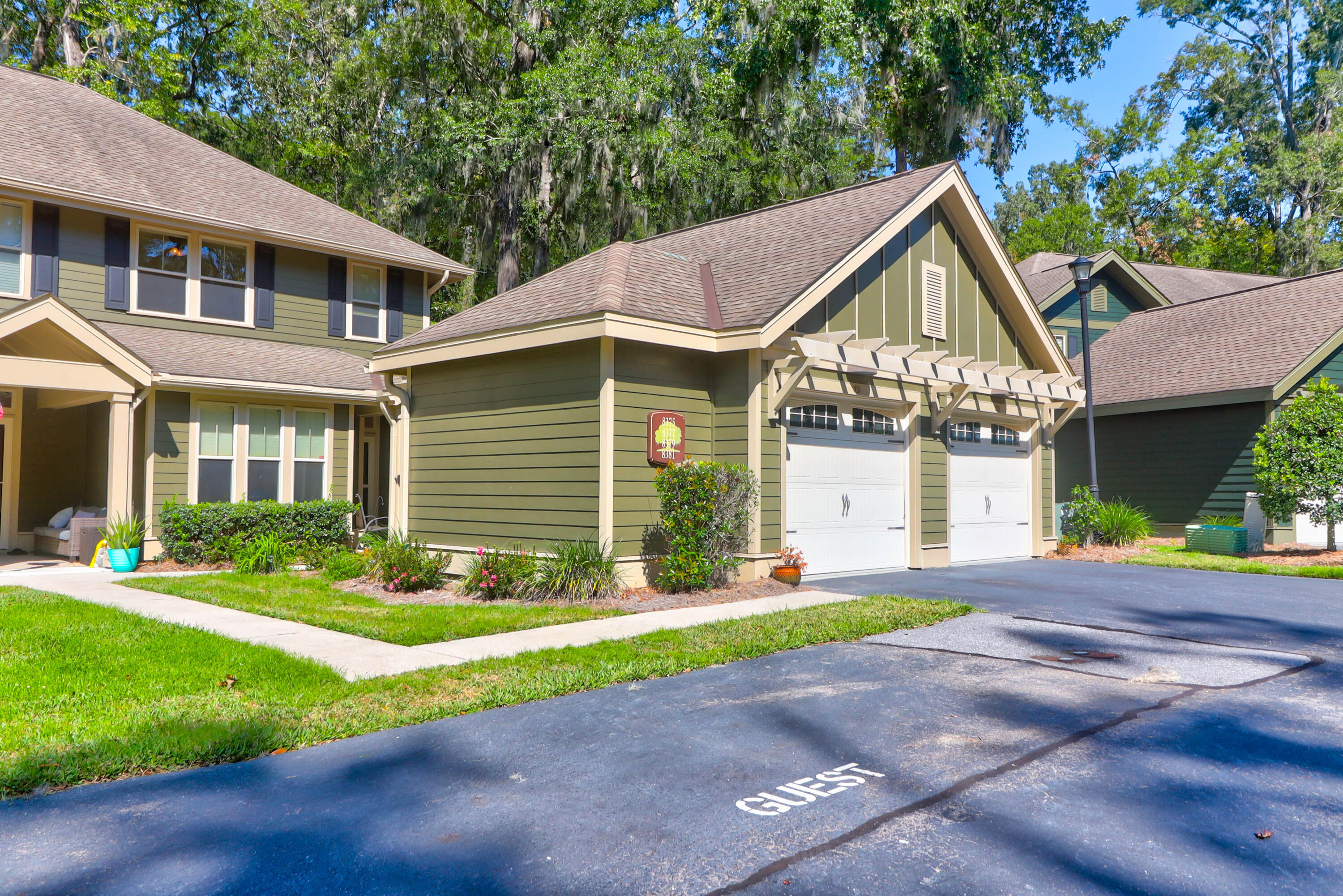 Spring Farm Gate Cir, North Charleston, SC 29418