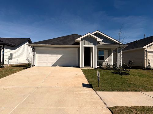 348 San Juan Trl, Bastrop, TX, 78602-2383 | Card Image