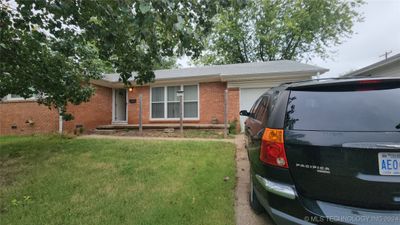 2856 S Maplewood Avenue, House other with 3 bedrooms, 1 bathrooms and null parking in Tulsa OK | Image 2