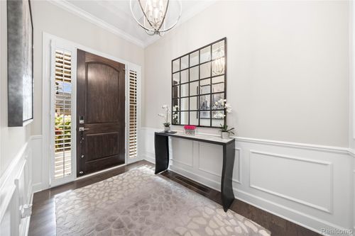 6511 Legacy Woods Trl, West Bloomfield, MI, 48322-4804 | Card Image