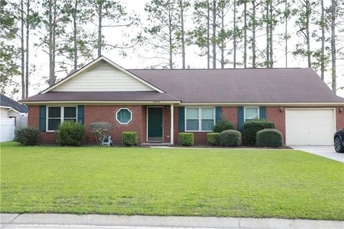 1932 Salisbury Way, Hinesville, GA, 31313-9414 | Card Image