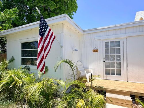 2-1124 18th Ave N, Lake Worth, FL, 33460-6511 | Card Image