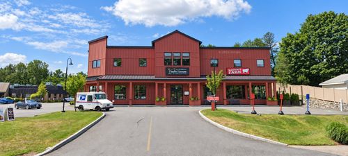 189 S Main St, Middleton, MA, 01949-2441 | Card Image