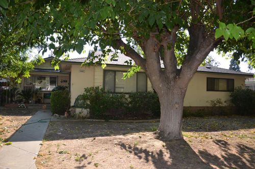 1404 Nevada St, Coalinga, CA, 93210-1244 | Card Image