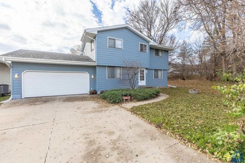 25654 Main St, Sioux City, IA, 51108-8706 | Card Image