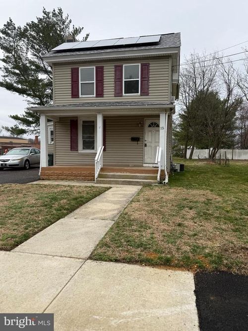 15 Williams St, GLASSBORO, NJ, 08028-2501 | Card Image