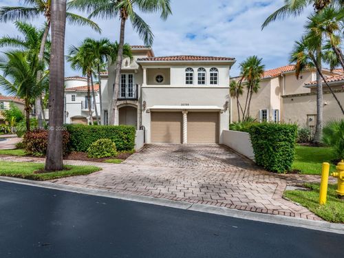 20729 Ne 32nd Ave, Aventura, FL, 33180-3647 | Card Image