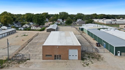 103 Quarry Rd, Rochelle, IL, 61068-3510 | Card Image