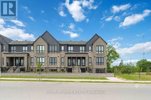 d-800 Roger Griffiths Ave, Stittsville, ON, K2S3A9 | Card Image