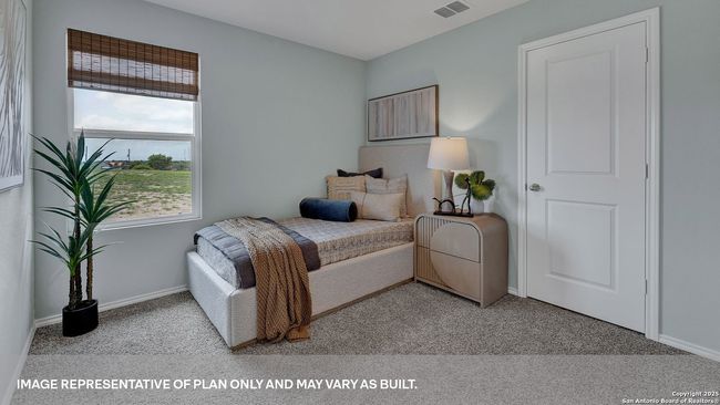 1017 Seedling Ln, House other with 4 bedrooms, 3 bathrooms and null parking in Seguin TX | Image 7