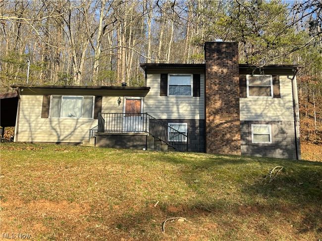 Back of house featuring a yard | Image 4