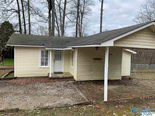 134 Washington Cir, Gadsden, AL, 35904-3904 | Card Image
