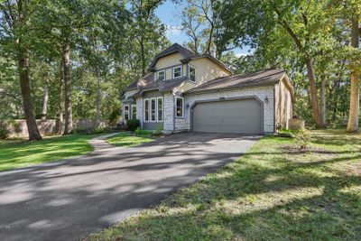 1117 Oak Ridge Drive, House other with 3 bedrooms, 2 bathrooms and 2 parking in Streamwood IL | Image 2