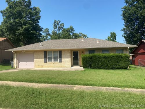18529 E 3rd St, Tulsa, OK, 74108-2329 | Card Image