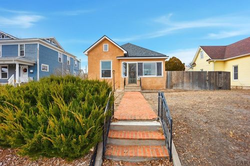 812 Santa Fe Ave, La Junta, CO, 81050-2453 | Card Image