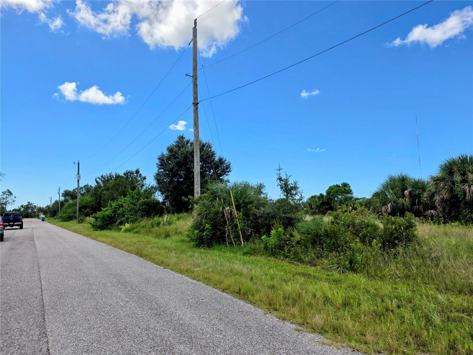 Land in PORT CHARLOTTE 4