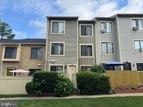 9416 Penshurst Ct, GAITHERSBURG, MD, 20886-4044 | Card Image