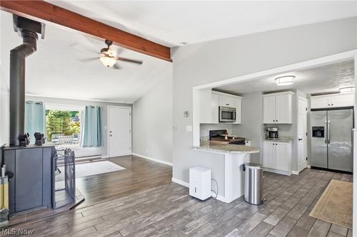 8870 N Spring Valley Park Drive, Chagrin Falls, OH, 44023 | Card Image