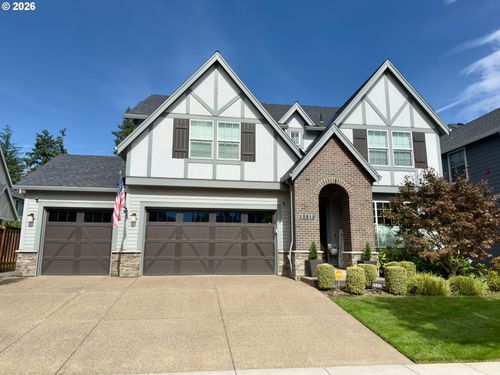 15315 Se Lewis St, Happy Valley, OR, 97086-7338 | Card Image