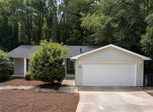 710 Creekwood Xing, Roswell, GA, 30076-2515 | Card Image