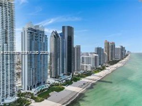 2805-17001 Collins Ave, Sunny Isles Beach, FL, 33160-4304 | Card Image