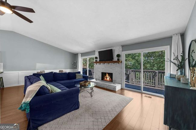 9430 Chestatee Ct, House other with 3 bedrooms, 3 bathrooms and 1 parking in Gainesville GA | Image 9