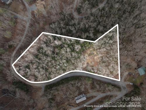 89-1443 Old Mill Rd, Hendersonville, NC, 28792-0233 | Card Image