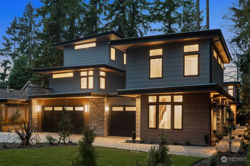 12710 Ne 72nd St, Kirkland, WA, 98033-8314 | Card Image