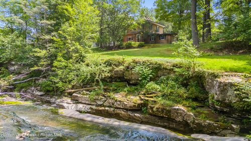427 W Saugerties Rd, Saugerties, NY, 12477-3639 | Card Image