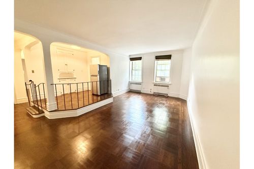 a23-145 Hicks St, Brooklyn, NY, 11201-2321 | Card Image