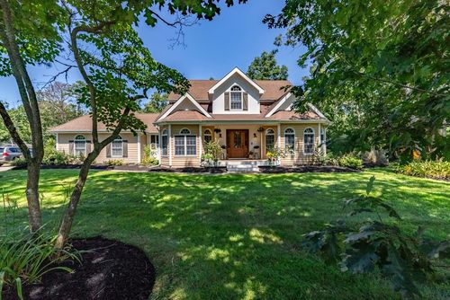 35 Victoria Ln, Ocean View, NJ, 08230-1451 | Card Image